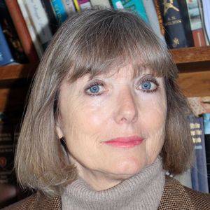 Portrait of Diana Preston